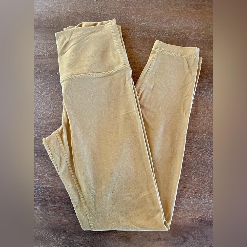 Lululemon Align II 25” in Grape Leaf